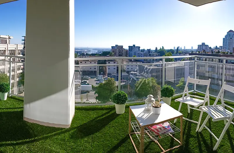 Artificial grass apartment area from Eagle Eye Turf