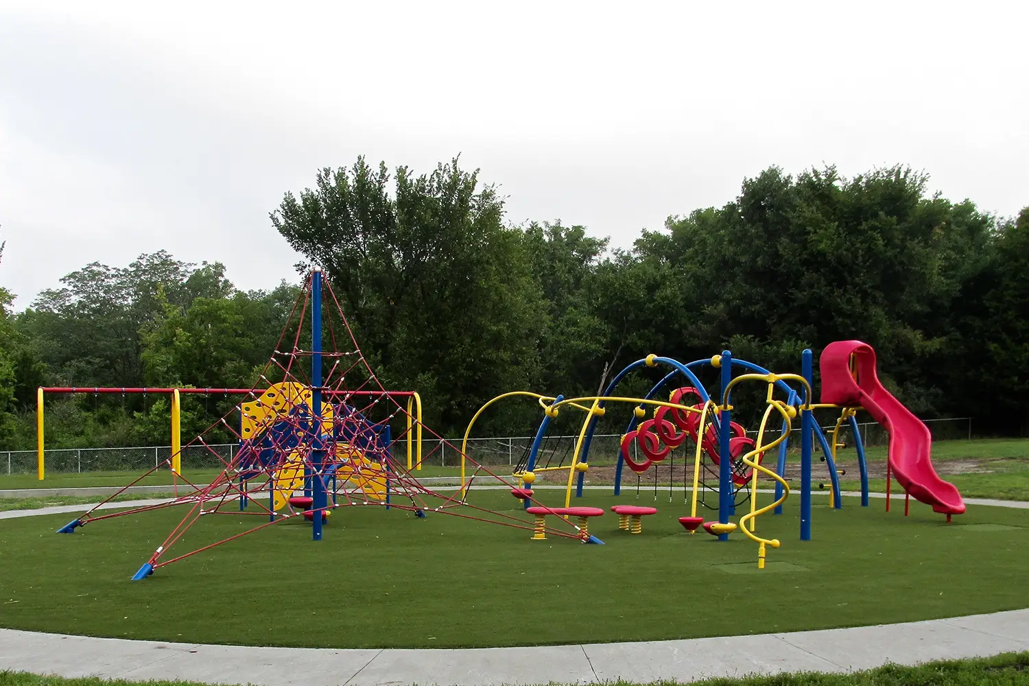 Apartment playground with Eagle Eye artificial grass